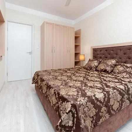 Harmony Suites Saint Vlas Aparthotel