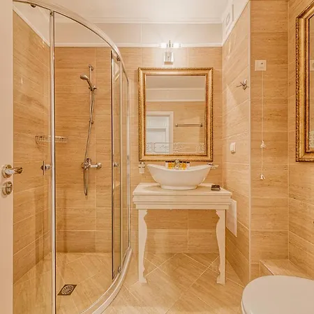 Harmony Suites Saint Vlas Aparthotel