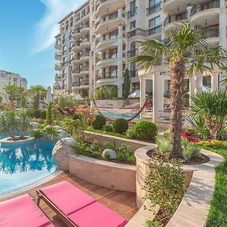 Harmony Suites Saint Vlas Aparthotel