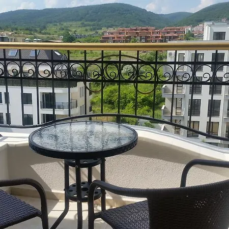 Harmony Suites Saint Vlas 4*