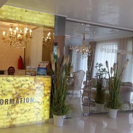Harmony Suites Saint Vlas Aparthotel 4*
