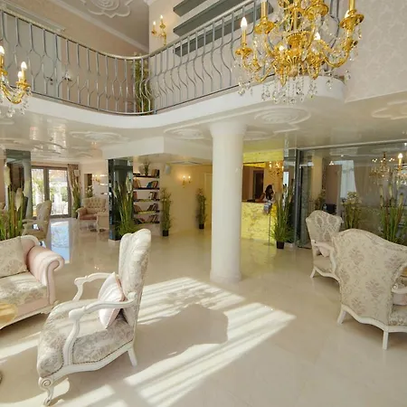 Aparthotel Harmony Suites Saint Vlas