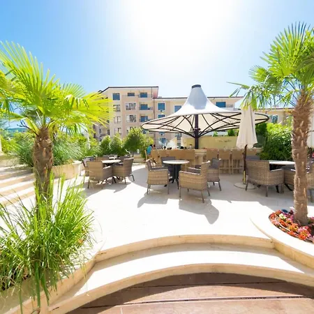 Harmony Suites Saint Vlas Aparthotel